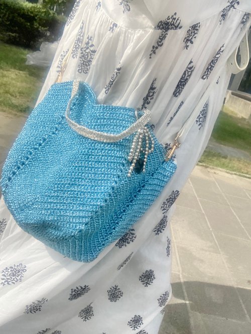 光沢のあるシルバー糸編みバッグ - ピンク - ショップ flowers-88