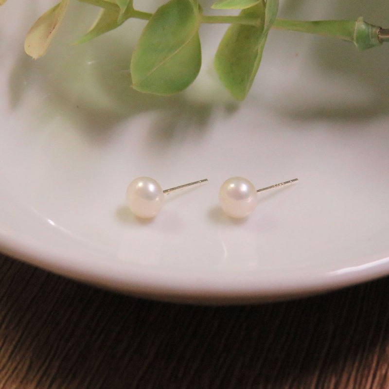 Small Fresh Series/Pair of Natural Freshwater Oblate Pearl 6mm Earrings/925 Silver - Earrings & Clip-ons - Other Metals Silver
