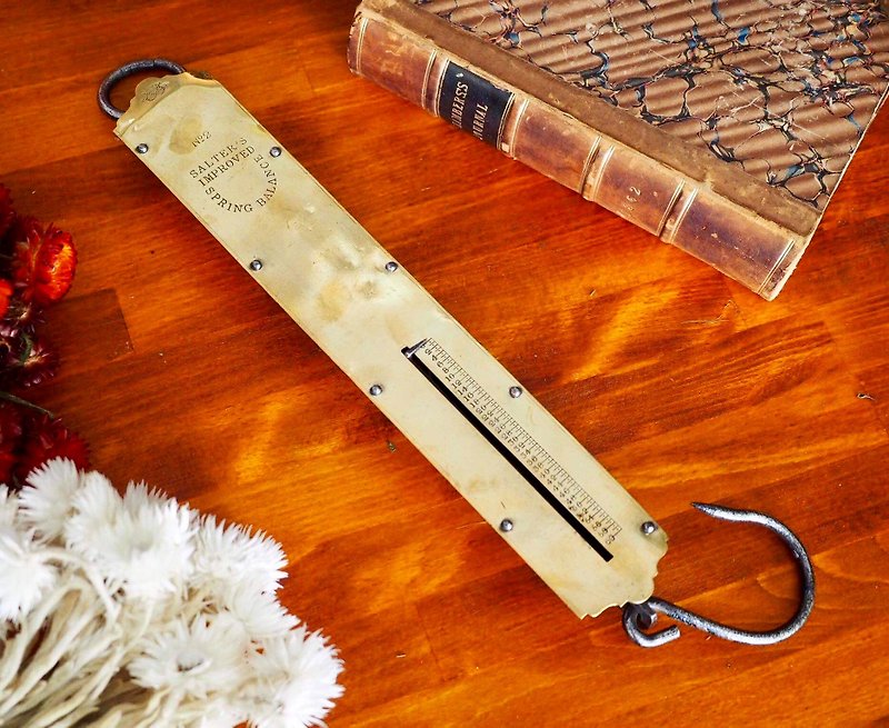 Salter No.2 British antique long spring hanging scale - Items for Display - Other Metals 