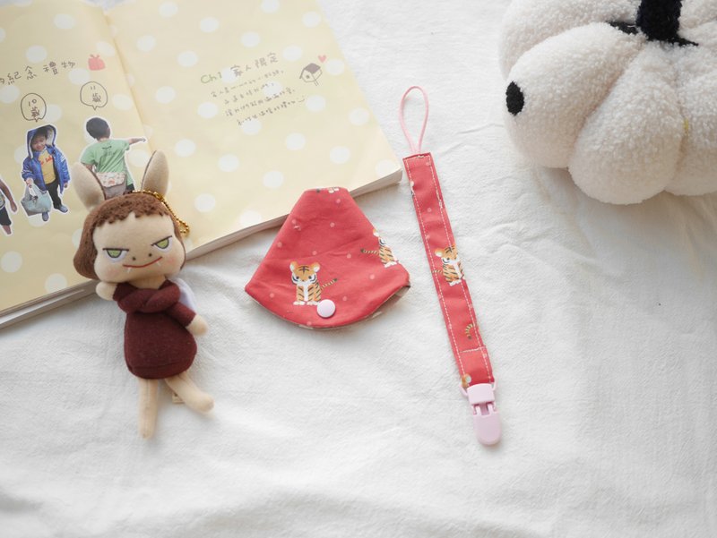 Two-in-one pacifier clip pacifier dust cover + pacifier chain red bottom tiger style - อื่นๆ - ผ้าฝ้าย/ผ้าลินิน สีแดง