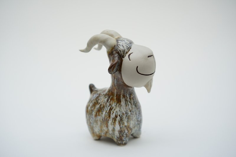 かわいい手作りのヤギ、陶芸、粘土の彫刻。 - 花瓶・植木鉢 - 陶器 ブラウン