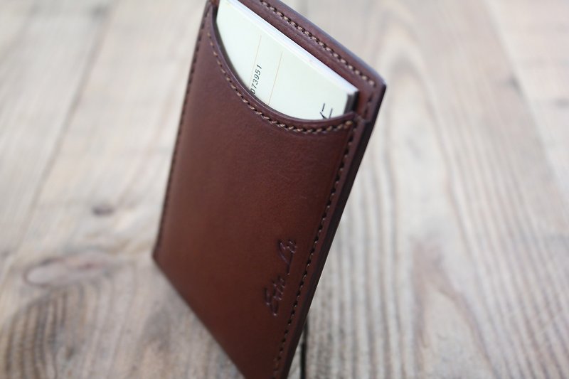 APEE leather handmade ~ simple business card holder ~ plain black brown - ที่เก็บนามบัตร - หนังแท้ สีนำ้ตาล