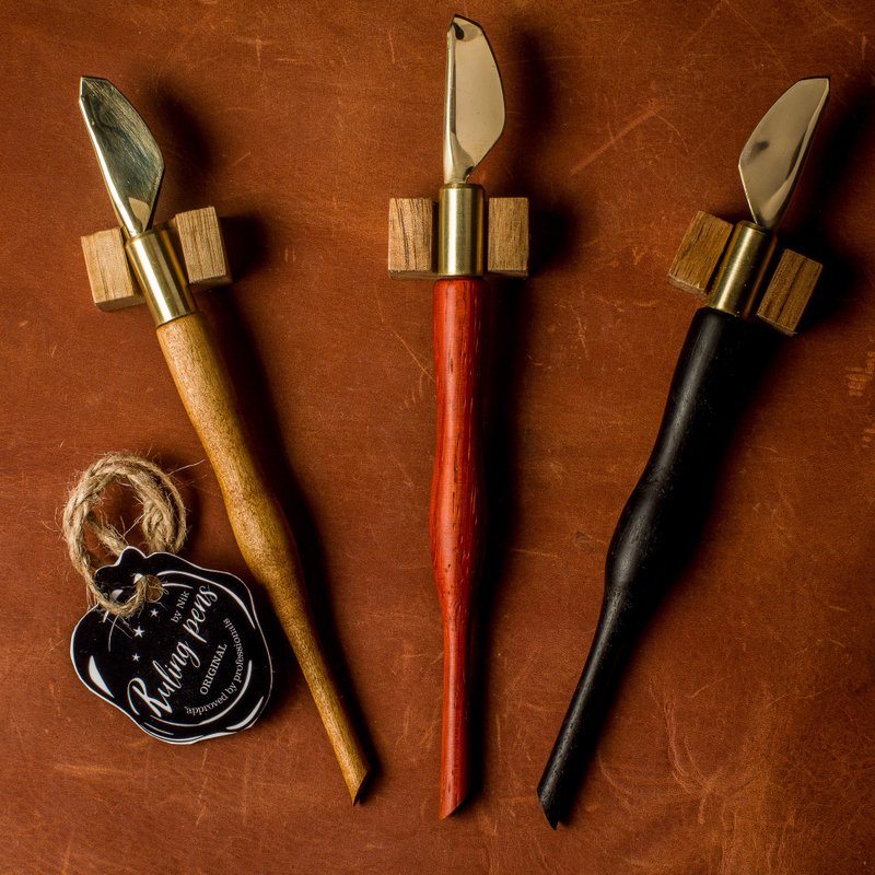 Hand made folded pen for expressive  calligraphy/Cola pen/Brass+wood/ - 沾水筆 - 其他金屬 金色
