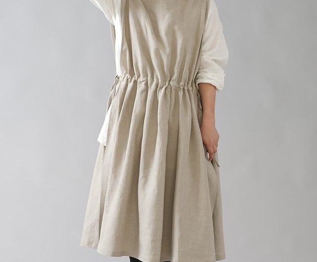 wafu --Linen Apron Tuck and Gathered-detail / Flax Beige
