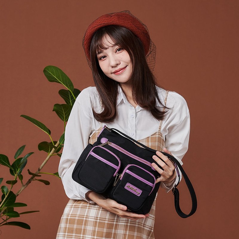 [Contrasting colors and versatile] BLACK Charm - Elegant stitching multi-pocket crossbody bag - taro purple and black - กระเป๋าแมสเซนเจอร์ - ไนลอน หลากหลายสี