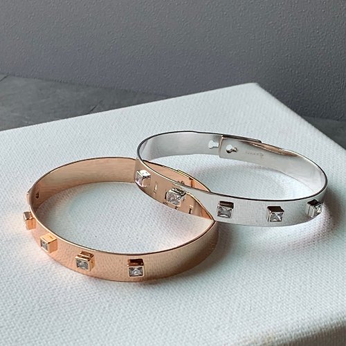 SOIRÉE BY N.Y. 蒔華芮設計師輕珠寶 個性款方鑽手環(共兩色)