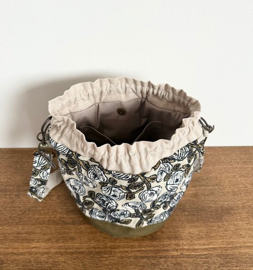 別底巾着バッグ　ミナペルホネン　ハンドメイド　rosy 受注販売 2way巾着バッグ ミナペルホネン rosy ハンドメイド
