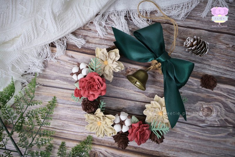 (Practice class) Butter-filled Christmas wreath (plus Christmas red cake diffuser Stone) - จัดดอกไม้/ต้นไม้ - ดินเหนียว 