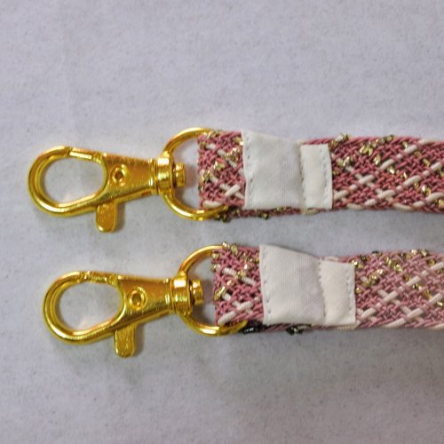 着物リメイク 帯締めで作ったスマホショルダー、スマホ