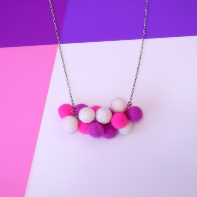 Balloon Necklace – Pink - Necklaces - Wool Pink