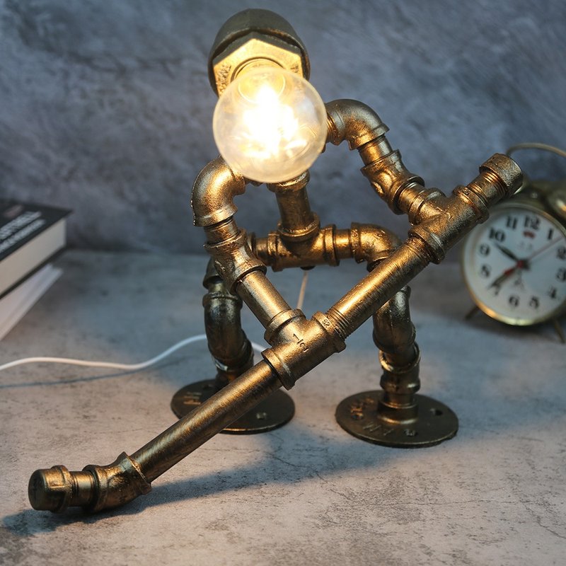 Industrial style creative robot water pipe lamp study desk lamp bedroom desk lamp LED dimmable desk lamp atmosphere lighting - โคมไฟ - โลหะ สีนำ้ตาล