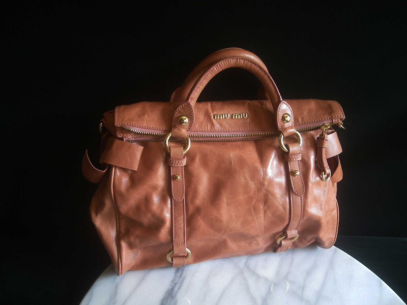 [OLD-TIME] Early second-hand old bag MIU MIU handbag (missing strap) - กระเป๋าถือ - วัสดุอื่นๆ หลากหลายสี