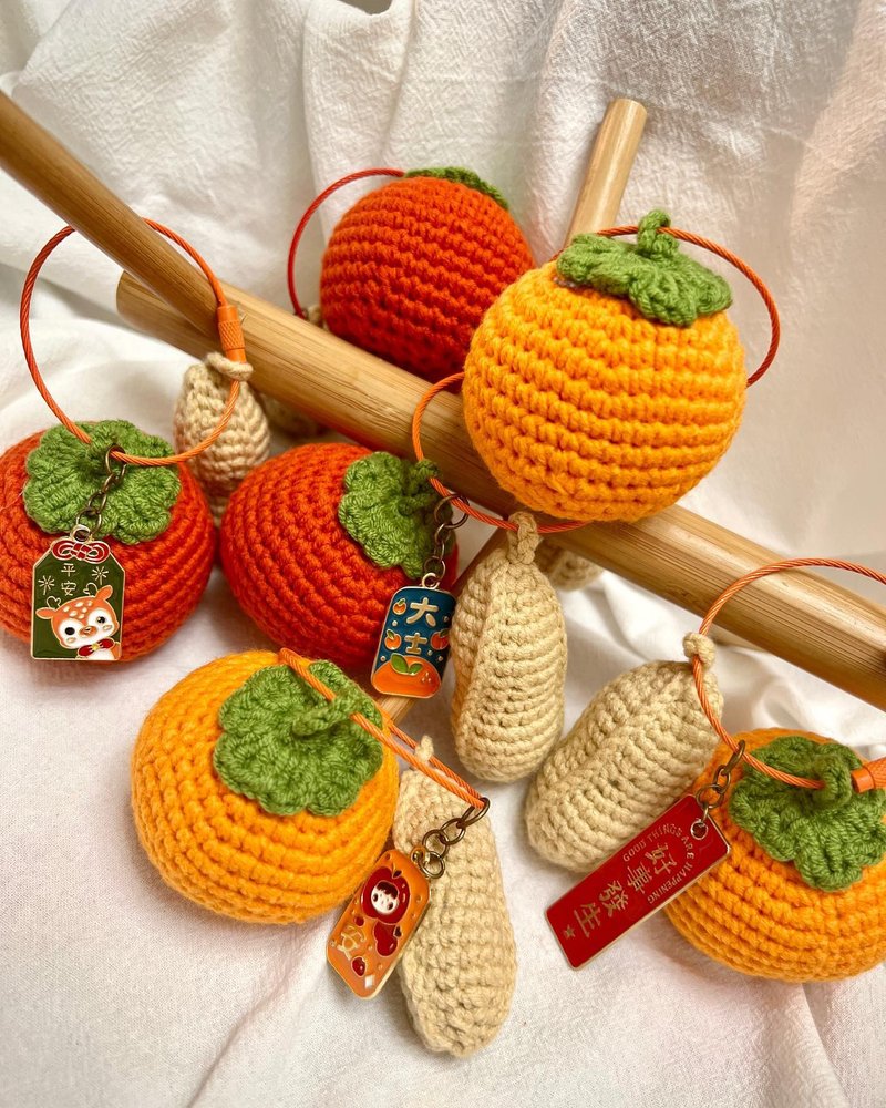 [Rabbit Bell] Weaving works ~ good persimmon peanuts ~ New Year small things ~ key ring / two colors - Keychains - Cotton & Hemp White