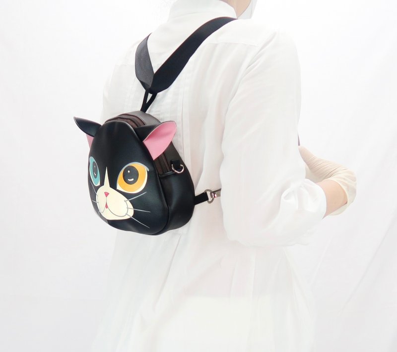 Black cat mini backpack ,cat crossbody bag,handmade backpack for animals lovers - 背包/後背包/書包 - 人造皮革 黑色