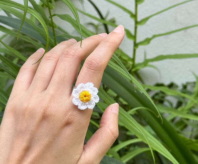 SUNFLOWER & Leaf crochet ring minimalist with a single or Triplet & Double  Ring - Shop PS.By Hand. General Rings - Pinkoi
