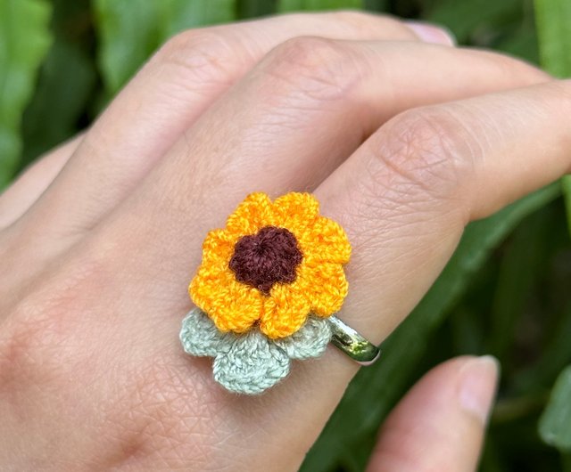 WINTER COSMOS crochet flower Ring Single Triplet & Double Ring - Shop PS.By  Hand. General Rings - Pinkoi