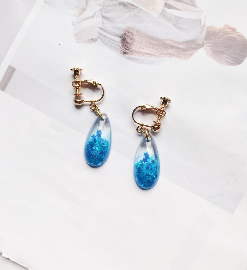La Don - Long Water Drops - Blue Stardust Ear Pins / Ear Clips - Earrings & Clip-ons - Acrylic Blue