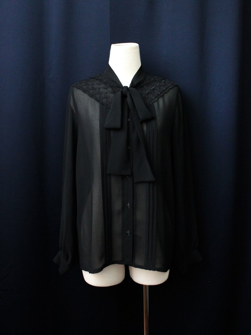 [RE0201T1740] retro flowers black tie stitching lace vintage shirt - Women's Shirts - Polyester Black