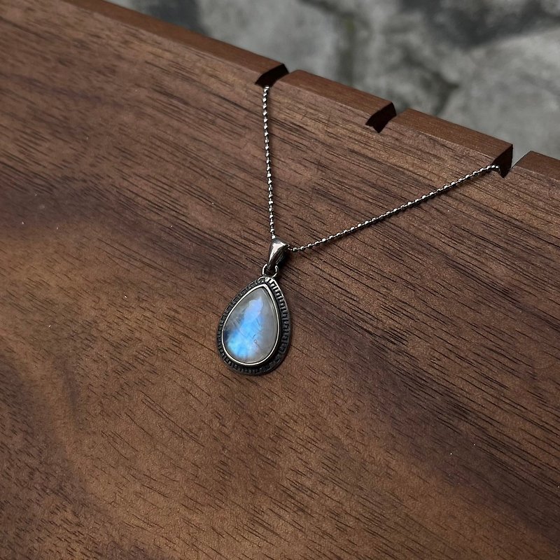 Xiyingyao 925 Silver moonstone natural stone pendant necklace ethnic style retro hippie men and women - Necklaces - Crystal Silver