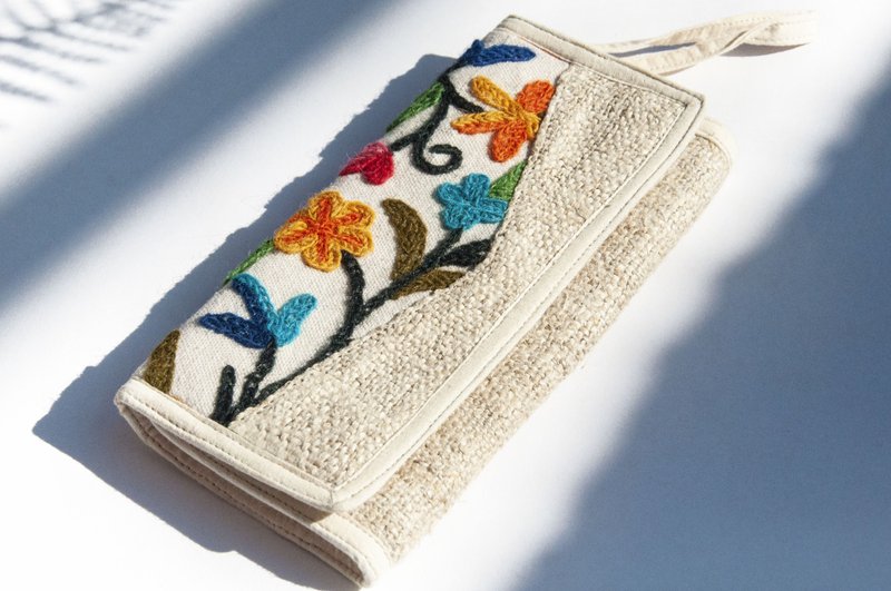 Handmade Linen wallet/woven splicing embroidered long wallet/long wallet/coin purse/woven wallet-flower style - กระเป๋าสตางค์ - ขนแกะ หลากหลายสี