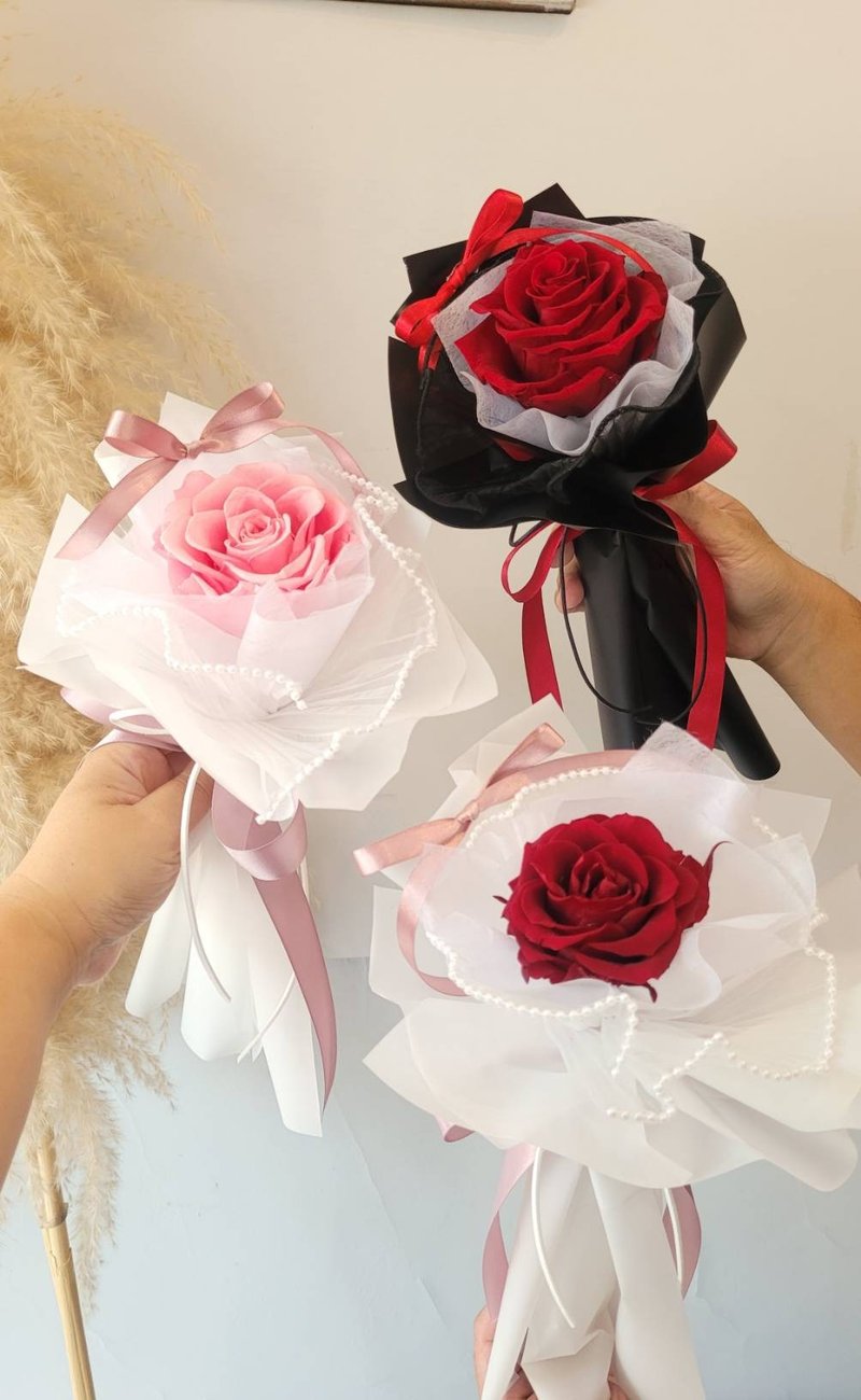 Romantic Korean immortal large rose bouquet Chinese Valentine's Day bouquet - ช่อดอกไม้แห้ง - พืช/ดอกไม้ สีแดง