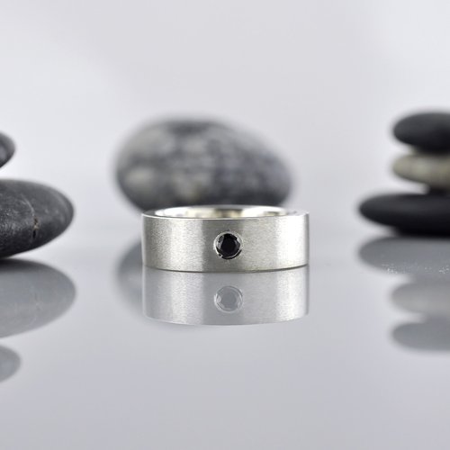 GreenRock Jewelry 寬版戒指 緞面質感 (黑色3mmCZ石) 925純銀