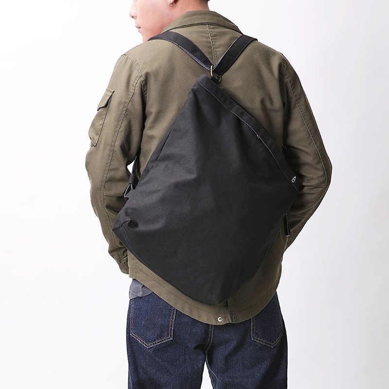 GOURD | Urgent Canvas Bag (Large) - กระเป๋าแมสเซนเจอร์ - วัสดุอื่นๆ สีดำ