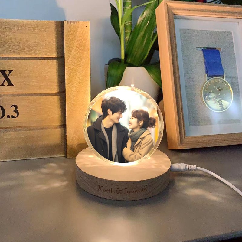 Customized Crystal Ball Photo Customized Anniversary Gift Creative Ornaments - Lighting - Wood 