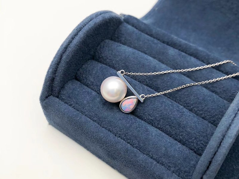 Original design opal sea pearl creative necklace 18k - Necklaces - Precious Metals 