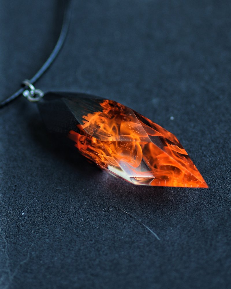 Wood resin necklace Fire pendant Birthday gift Epoxy resin pendant - Necklaces - Wood Orange