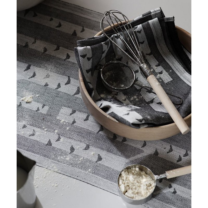 KOIVU白樺樹萬用巾 - 桌布/桌巾/餐墊 - 棉．麻 銀色