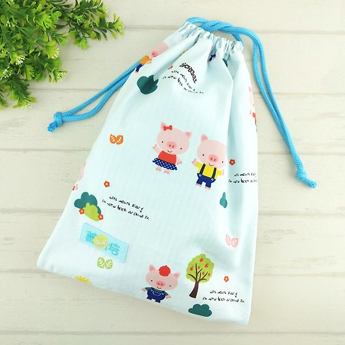 QQ rabbit 手工嬰幼兒精品 彌月禮盒 免費繡名字。兩小無猜-2色可選。束口袋 尿布袋 衣物袋