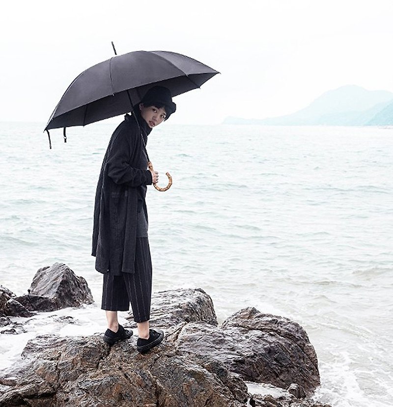 large black umbrella handmade original long handle retro men's bamboo umbrella - Umbrellas & Rain Gear - Bamboo Black