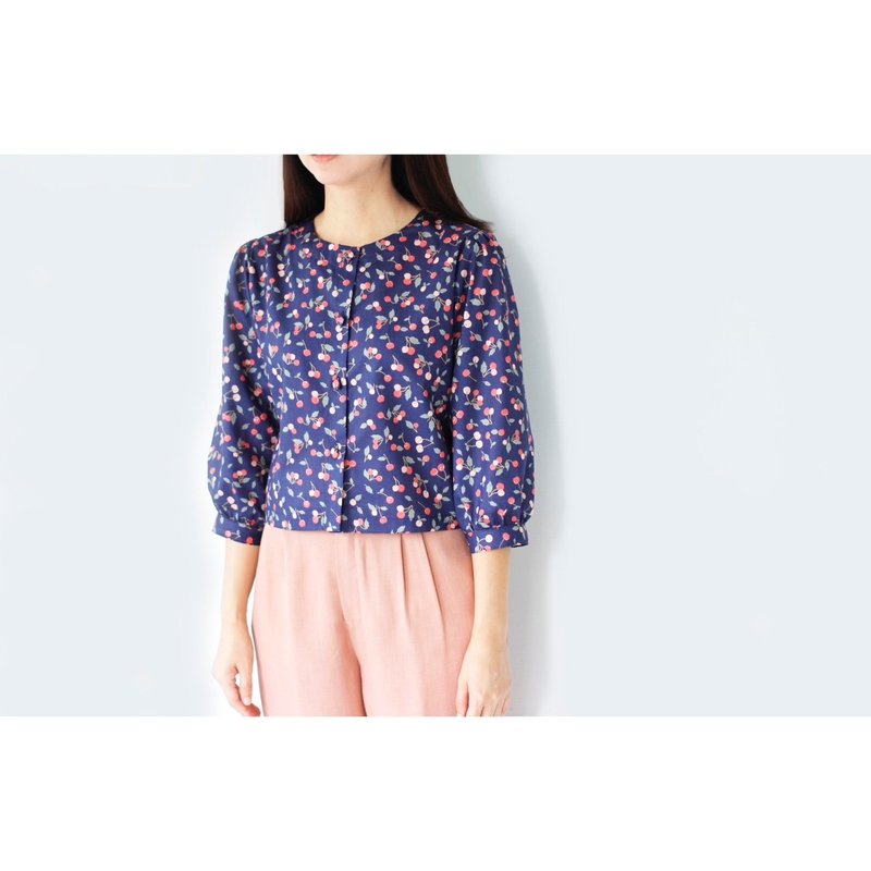 Navy blue-purple waist-fitting shirt with pink lace pattern - Women's Tops - Cotton & Hemp 