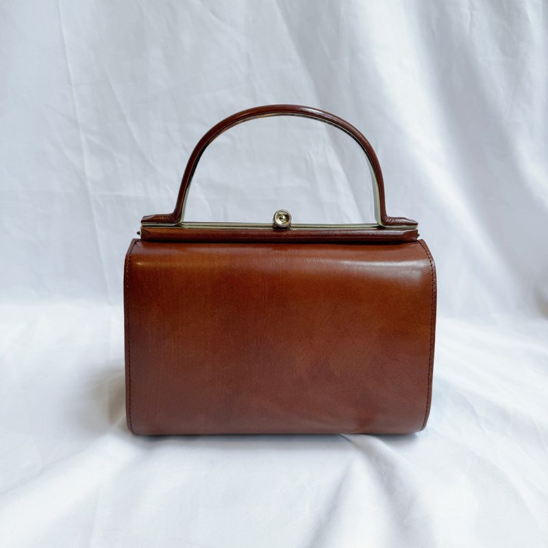 70s retro box bag - กระเป๋าถือ - ไฟเบอร์อื่นๆ สีนำ้ตาล