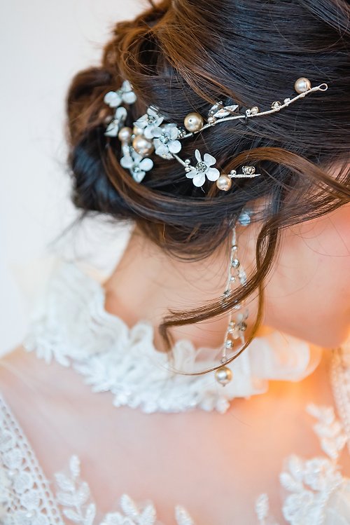 Lady Elegance 手工新娘飾品 白色戀人 手染銅水晶鑽珍珠髮飾-古銀色