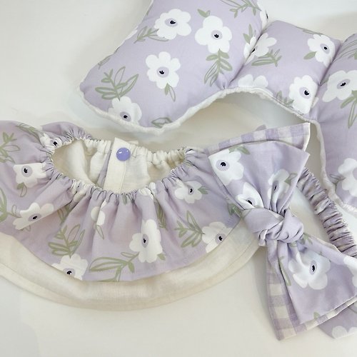 梨安舞兜小裁縫 手作彌月禮盒 柔紫大和花卉 彌月禮盒三件組手工蝴蝶枕+荷葉圍兜+寶寶髮帶