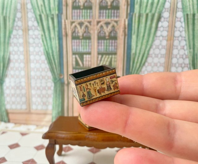 Miniature Dollhouse office set Cork board Mini wall organizer 1/12 Scale -  Shop LittleBird_Dollhouse Stuffed Dolls & Figurines - Pinkoi