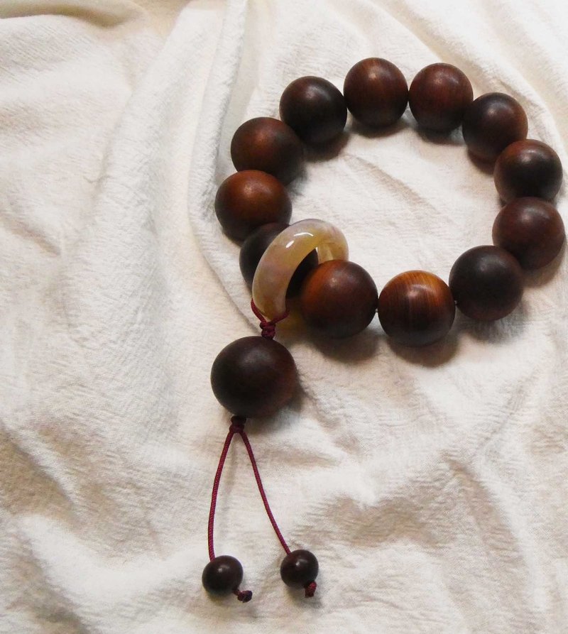 Jingjing Workshop*Love2hm【Ring】-Taihang Thuja Black Oil Cherry Blossom Agate - Bracelets - Wood Brown