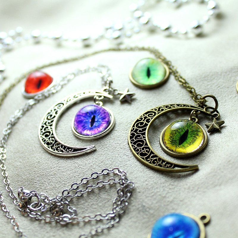 [1 + 1 girlfriend together to buy more cost-effective] Xingyue cat eyes long chain - Necklaces - Other Metals Multicolor