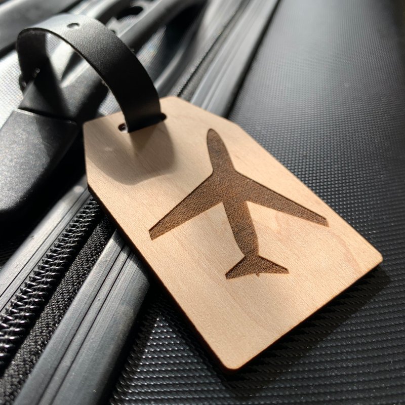 Air plane Luggage Tag, Personalized Wooden Luggage Tag - ป้ายสัมภาระ - ไม้ สีกากี