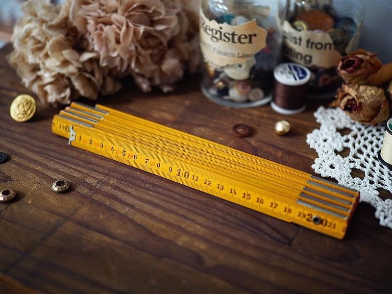 American wooden folding ruler in the early 1980s - ของวางตกแต่ง - ไม้ 