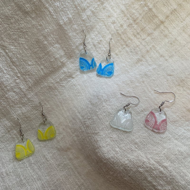 Mantou Koyama l Kiln Fired Glass Earrings - Earrings & Clip-ons - Glass Multicolor