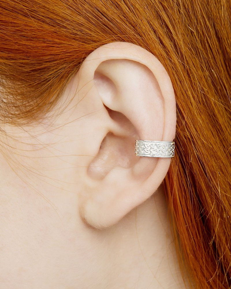 Celtic ear cuff no piercing sterling silver - ต่างหู - เงินแท้ สีเงิน