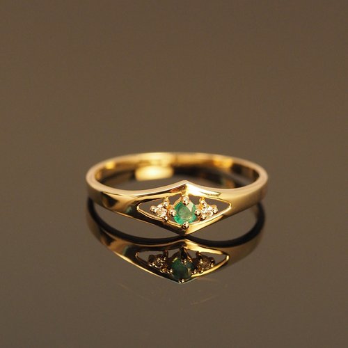 IRIZA Jewellery 18K金祖母綠寶石之眼鑽石戒指 The Emerald Eye Diamond Ring