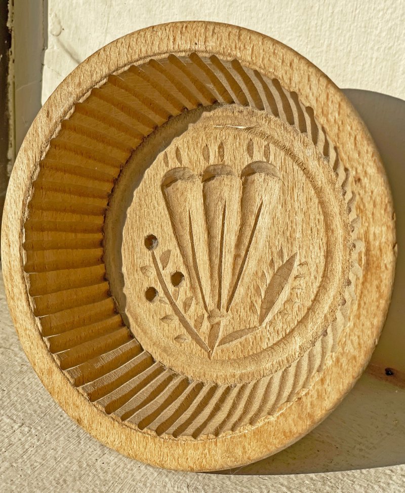 Carved wooden cream cup purchased at an antiques market in Paris - Cookware - Wood Khaki