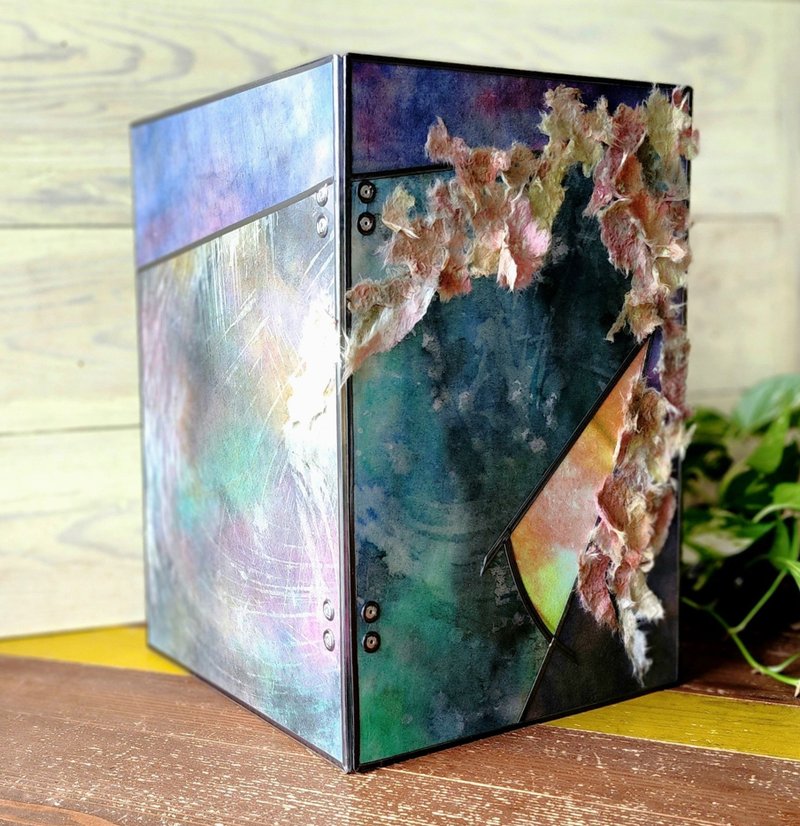 Tabletop folding screen art 　Deep Breath of the Earth - Items for Display - Acrylic Multicolor