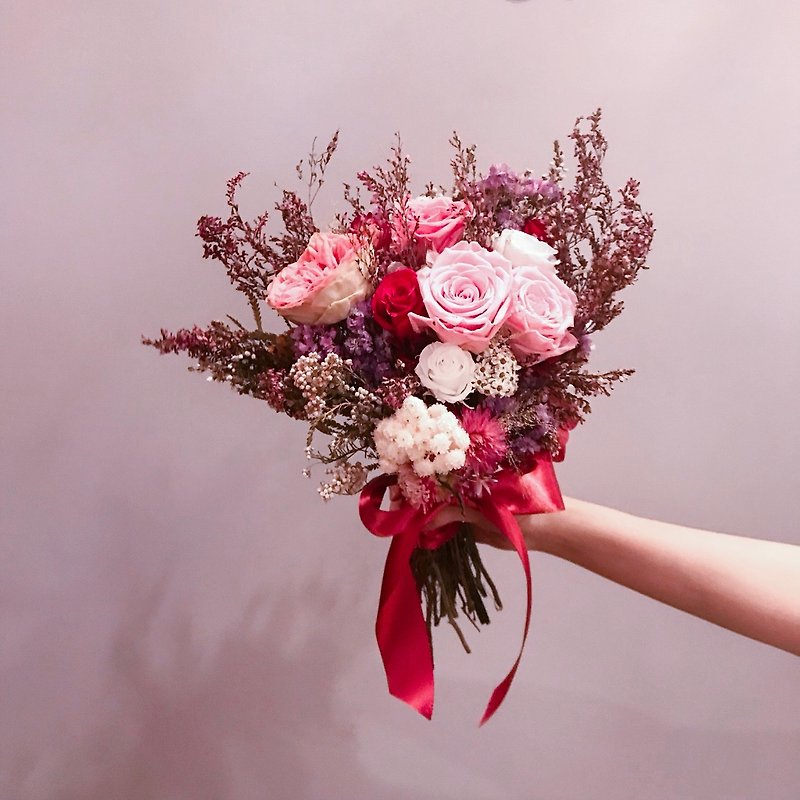 Bridal Bouquet hand tied bouquet of wild rose playing song Korean wedding bouquet - ตกแต่งต้นไม้ - พืช/ดอกไม้ สึชมพู