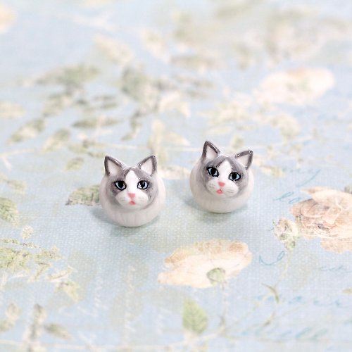 Cat Brothers Ragdoll cat earrings, Cat stud earrings, cat lover gifts