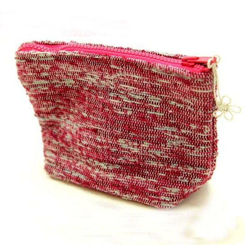 世界に一つだけのポーチ　キラキラ輝くきもの裂き織り - 化妝袋/收納袋 - 棉．麻 紅色